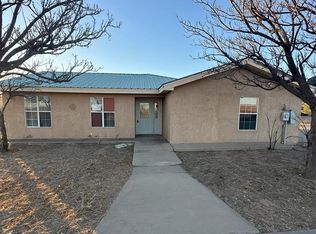 11 Los Ranchos Dr, Alpine, TX 79830