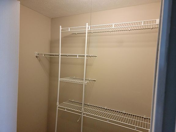 3rd image of 69251 Meadowview Dr #B3