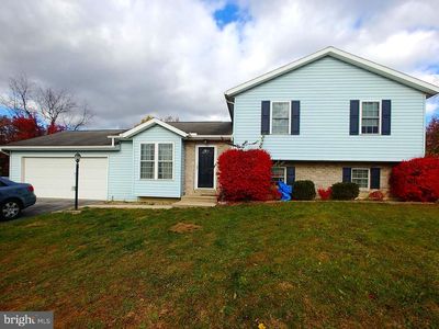 1960 Wood Duck Dr W, Chambersburg, PA, 17202