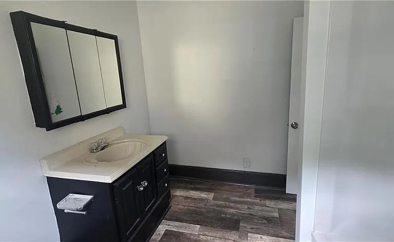 804 Work Dr — Photo 12