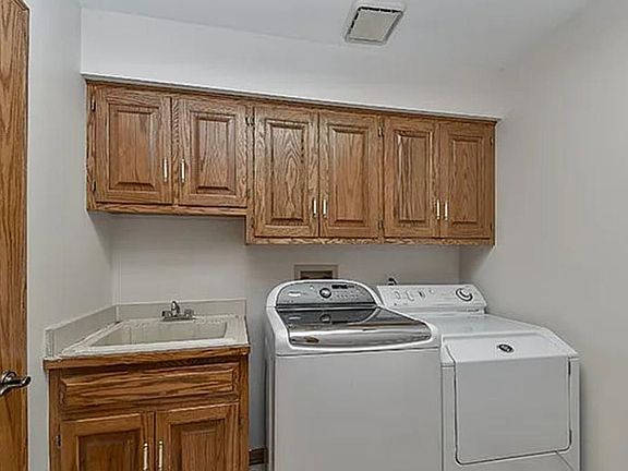 5th image of 206 Abbeywood Dr