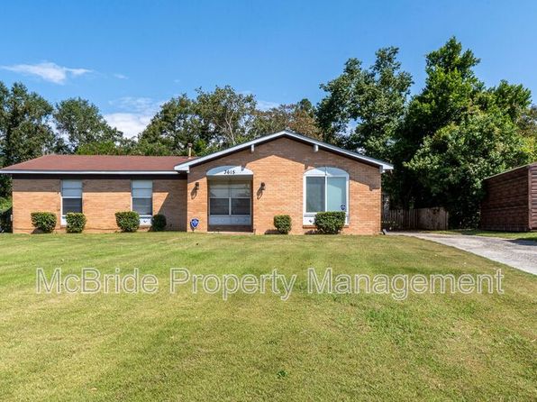 3615 Goldfinch Dr