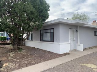10220 Candelaria Rd NE, Albuquerque, NM 87112