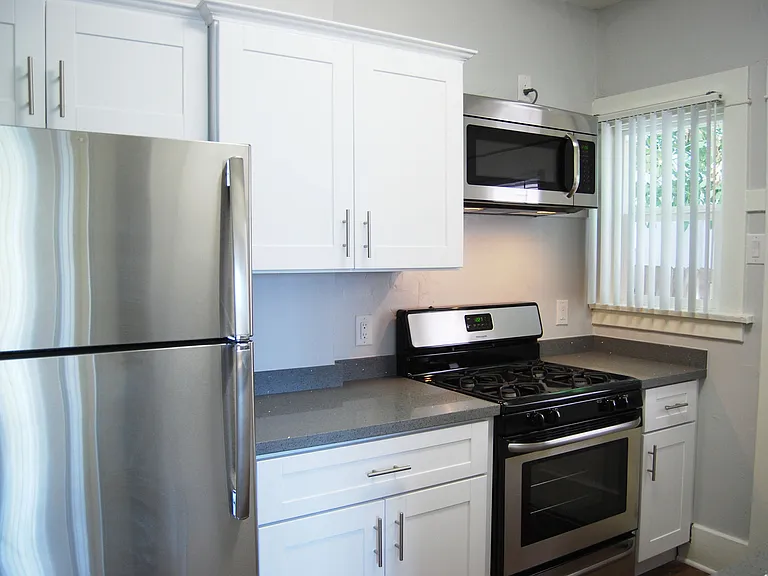 3817 E Livingston Dr — Photo 38