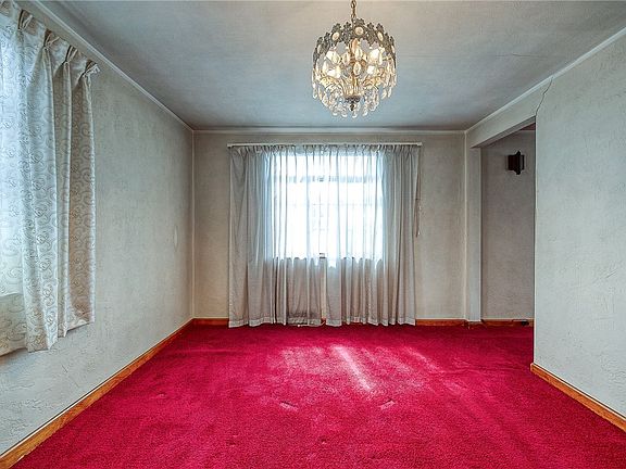 4th image of 1053 Edward Dr