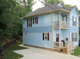 493 Eaves Pl, Chattanooga, TN 37405