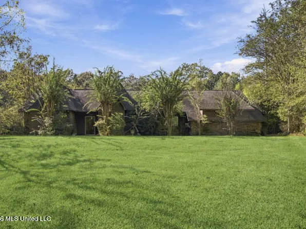 1085 Ole Springs Rd, Summit, MS 39666
