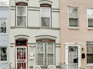 908 12th St SE, Washington, DC 20003