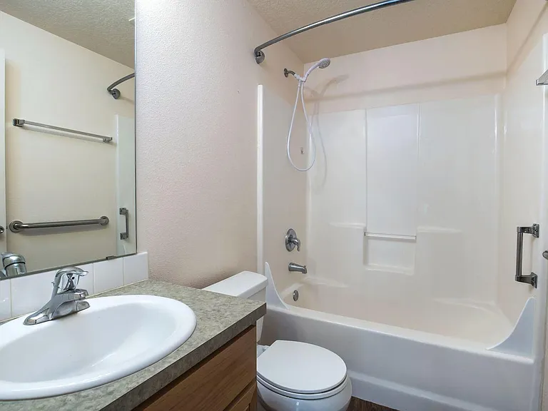 Main Bathroom
