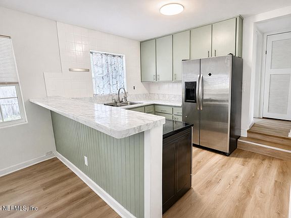 3rd image of 4128 ARCOT Circle
