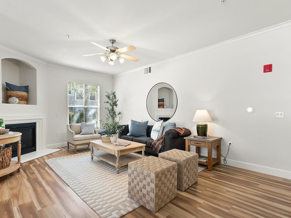 1st image of 5547 Tares Cir