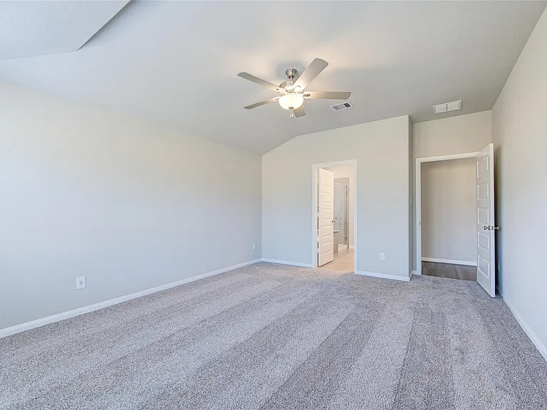 21514 Pachino Ln — Photo 33