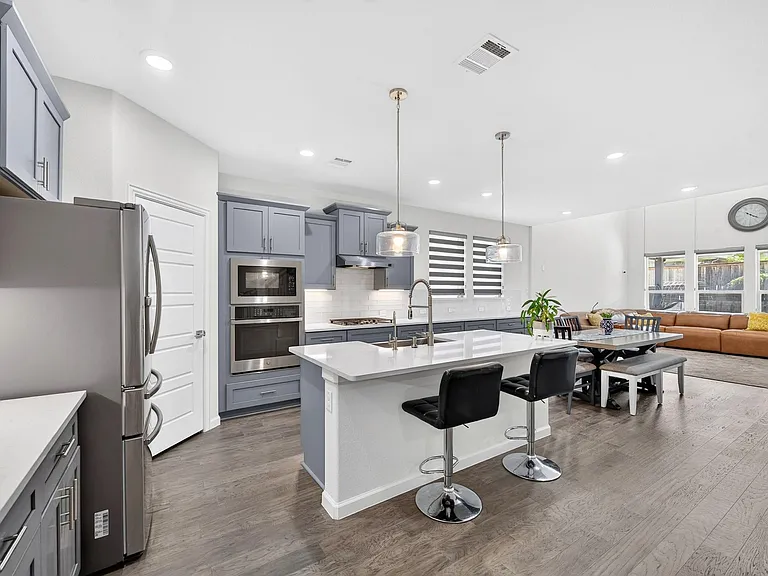4000 Nightingale St — Photo 15