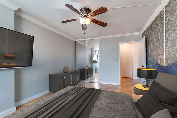 Sold by REX Real Estate Exchange INC | media 8