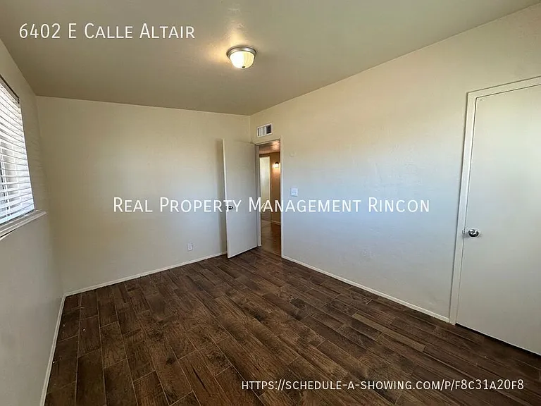 6402 E Calle Altair — Photo 11