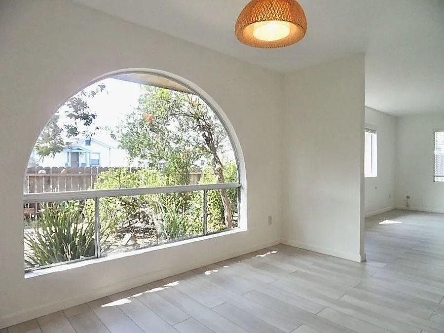 1st image of 190 Evergreen Ave #A