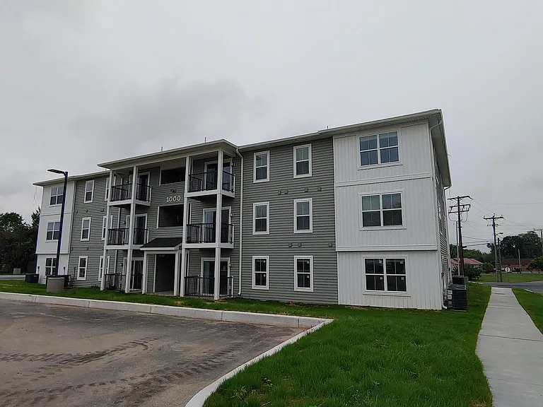 1000 Colby Ln #1101-1304 — Photo 3