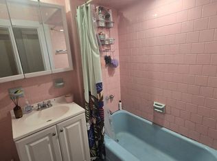 211 Saint Paul St #5R, Brookline, MA 02446