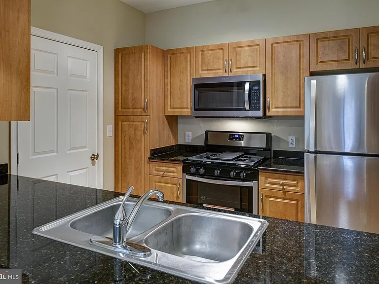 12925 Centre Park Cir #202 — Photo 16