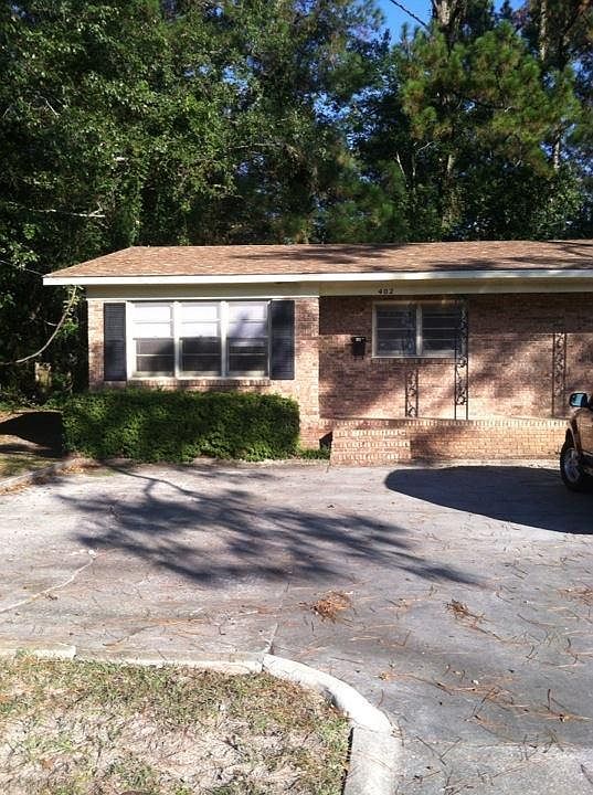 1st image of 402 W College St