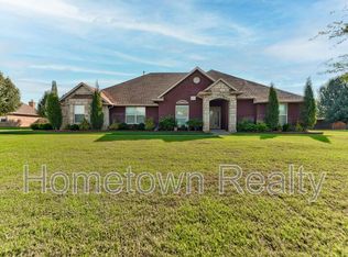 4214 Topaz Cir, Yukon, OK 73099