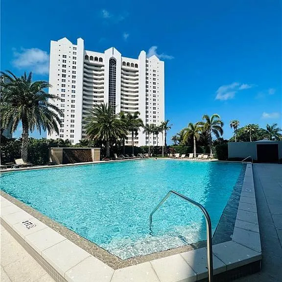 5601 Turtle Bay Dr #602 — Photo 20