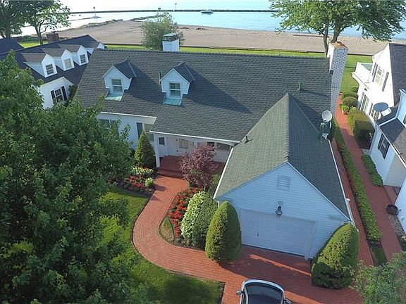 4th image of 5412 Portage Dr