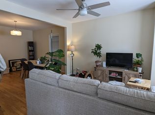 527 N Marshfield Ave APT 1F, Chicago, IL 60622