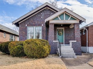 2210 Richert Pl, Saint Louis, MO 63143