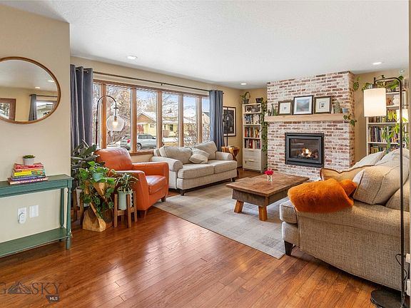 2nd image of 1920 Aberdeen St