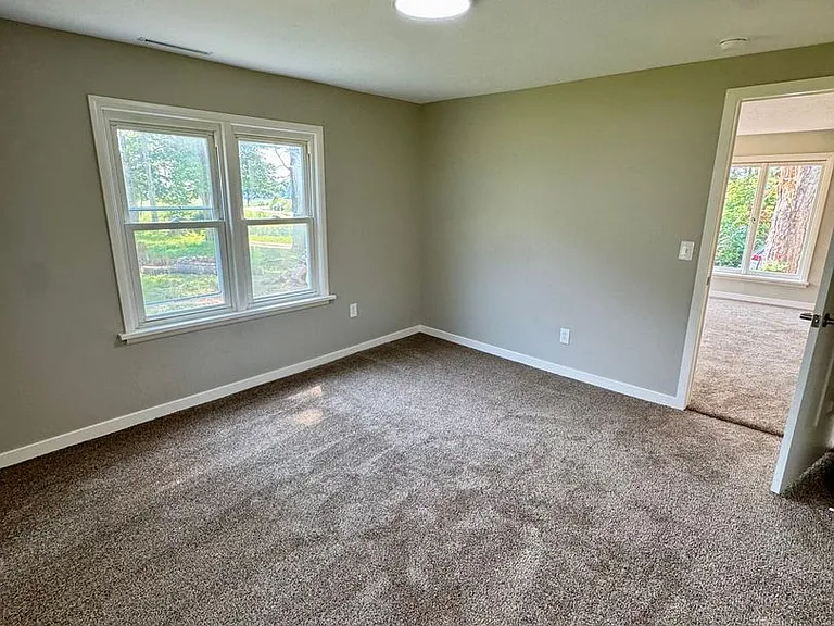 9219 N 100 W — Photo 16