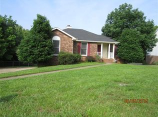 1769 Broadripple Dr, Clarksville, TN