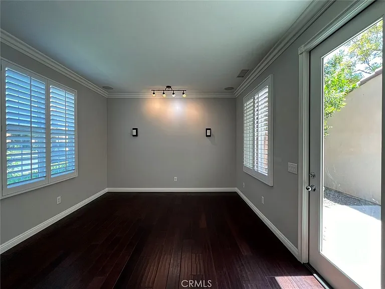 32 Herringbone — Photo 4