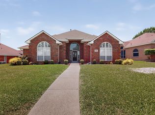 712 Regalwood Dr, Desoto, TX 75115