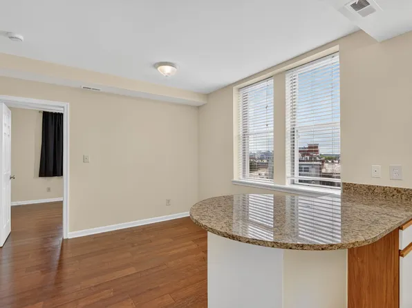 1920 S St NW APT 705, Washington, DC 20009