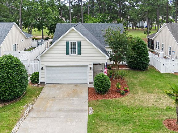 2nd image of 4989 Glen Cove Drive SE