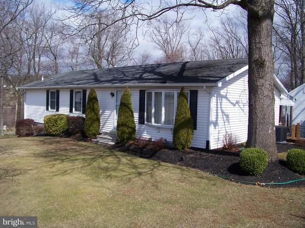1093 Hilldale Rd, Holtwood, PA 17532