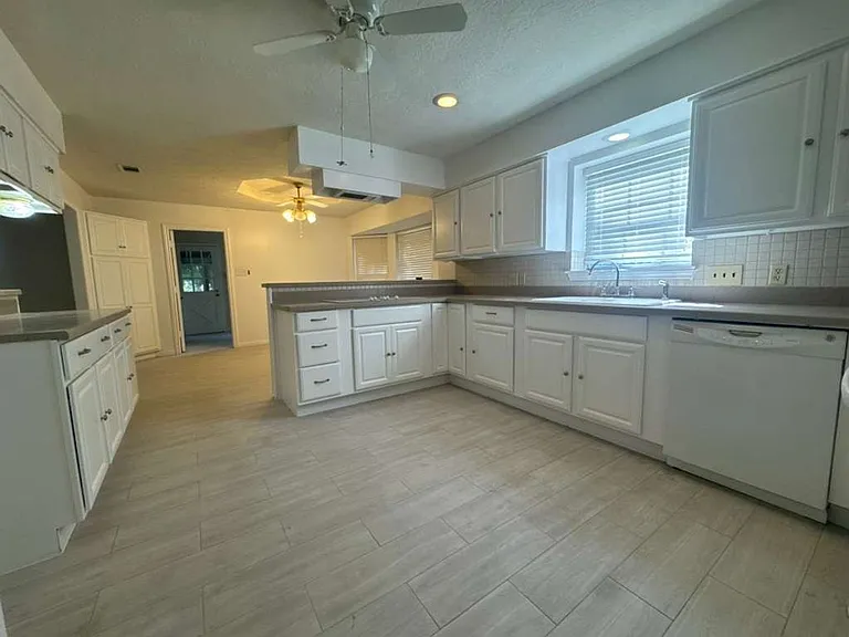 22803 Trailwood Ln — Photo 10