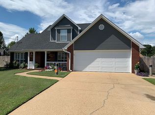 4136 Edgebrook St, Northport, AL 35475