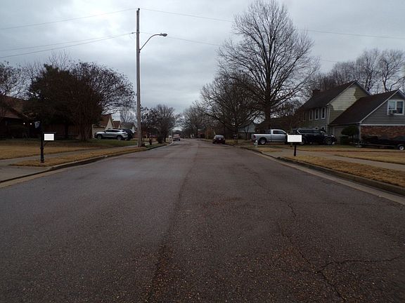 5th image of 4867 Baywood Dr