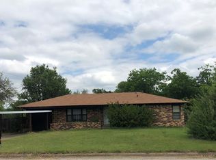 101 Paint Brush Rd, Lakeside, TX 76108