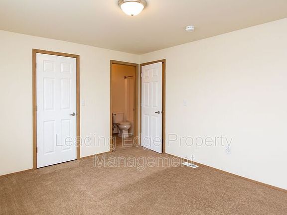 4th image of 15117 44th Ave NE #1