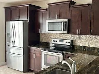 203 McLeods Way — Photo 6