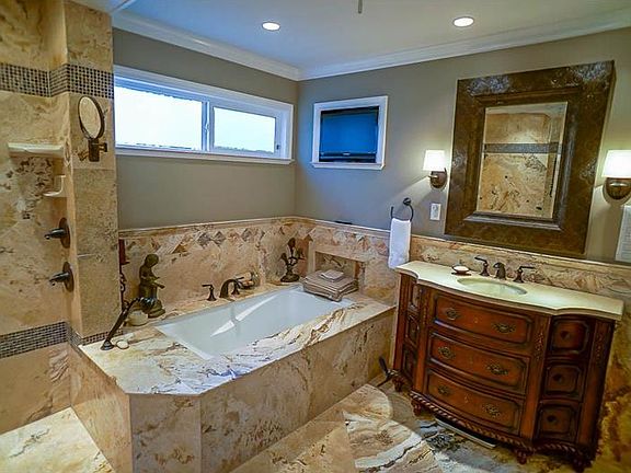 4th image of 2107 Royal Fern Ct