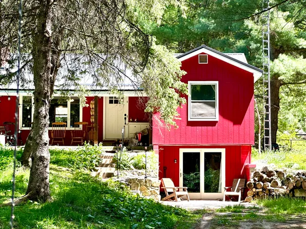 3601 Madison Rd, Manistee, MI 49660