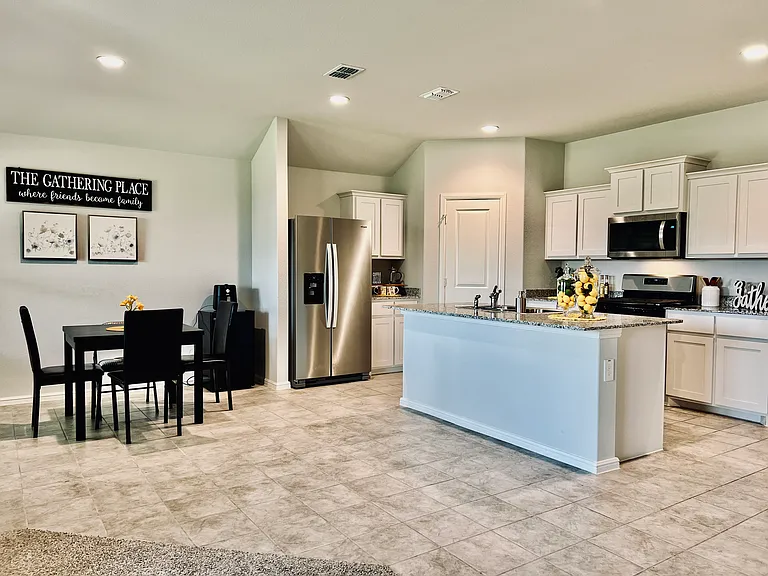 636 Mount Vista Ln — Photo 5