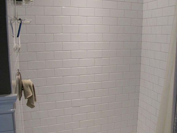 3rd image of 945 Woodruff Place Middle Dr APT 2