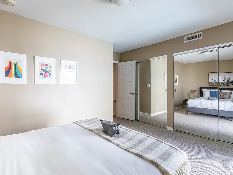 4407 Francis Ave — Photo 14