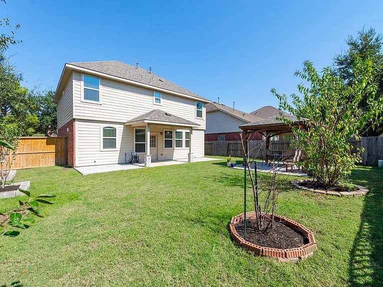 6402 Addlestone Ridge Ln — Photo 23