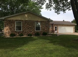 310 11th St NE, Clarion, IA 50525